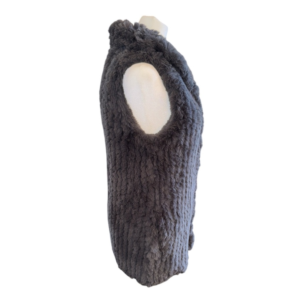 NWT Donna Saylers Fabulous Faux Fur Knitted Vest Slate Grey Size Medium - Picture 6 of 13